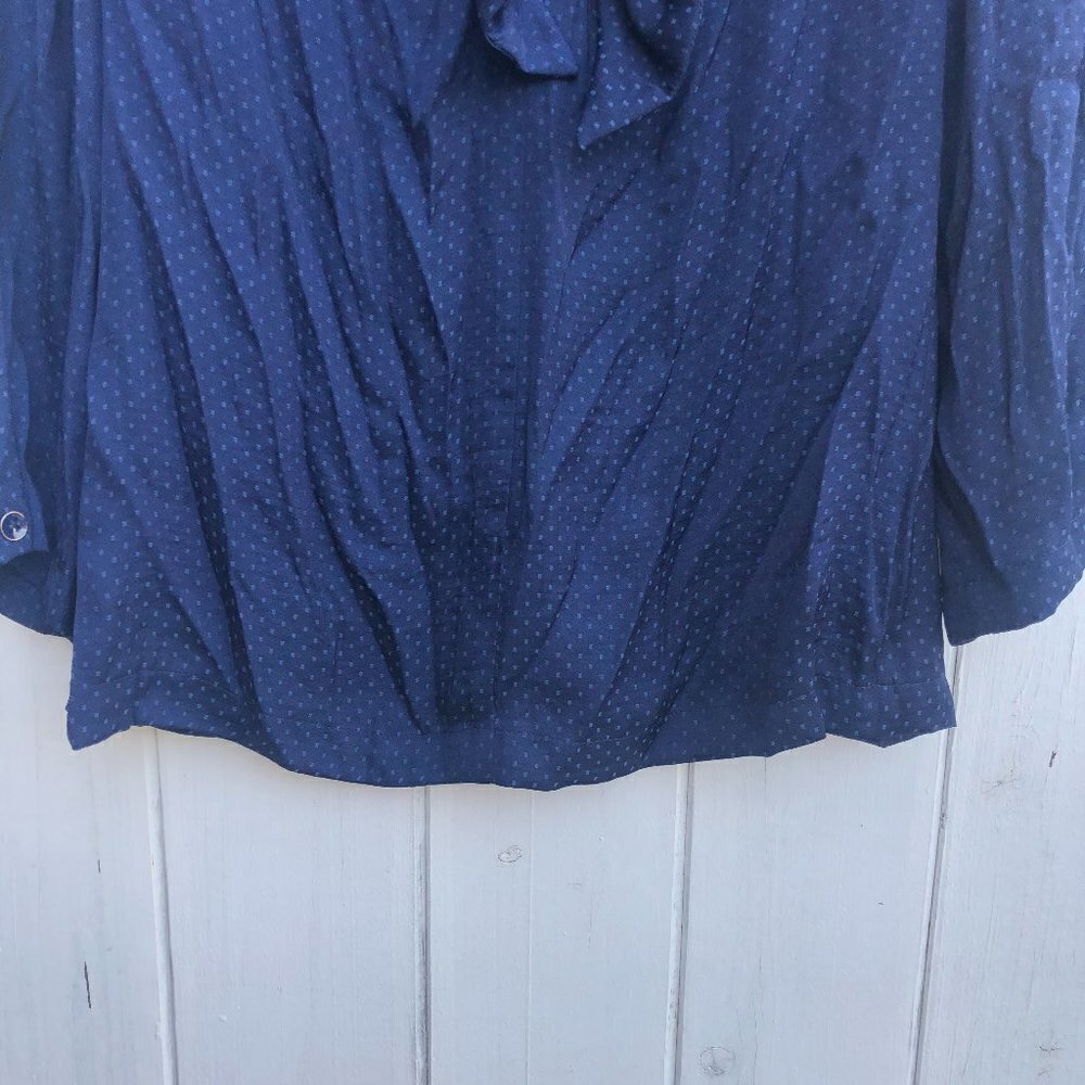 CAbi 5525 Blue Dot Knot Blouse Tie Front - Picture 4 of 7